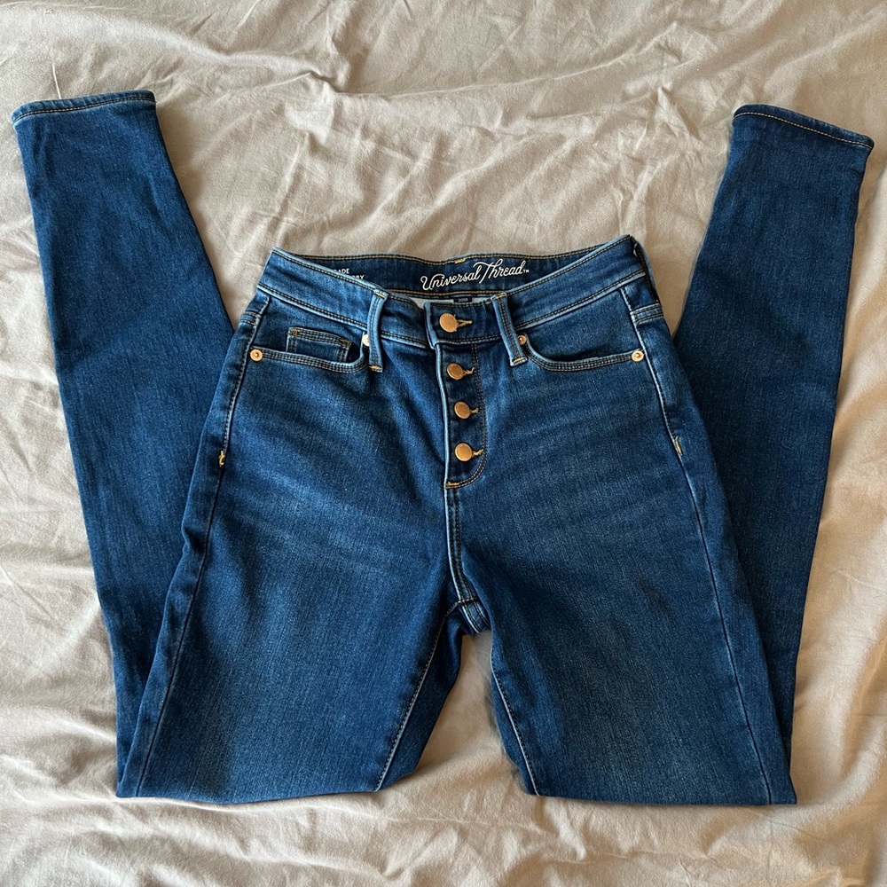 Skinny jeans